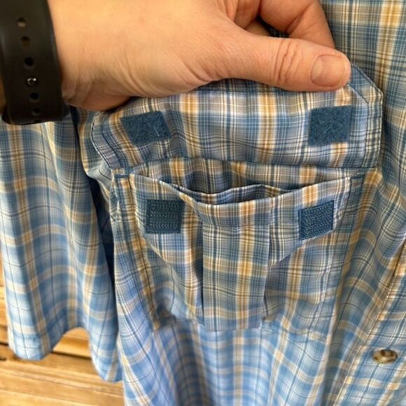 Duluth Trading Company XL Blue Plaid Short‎ Sleeve Button Front Shirt Collared - Picture 5 of 10